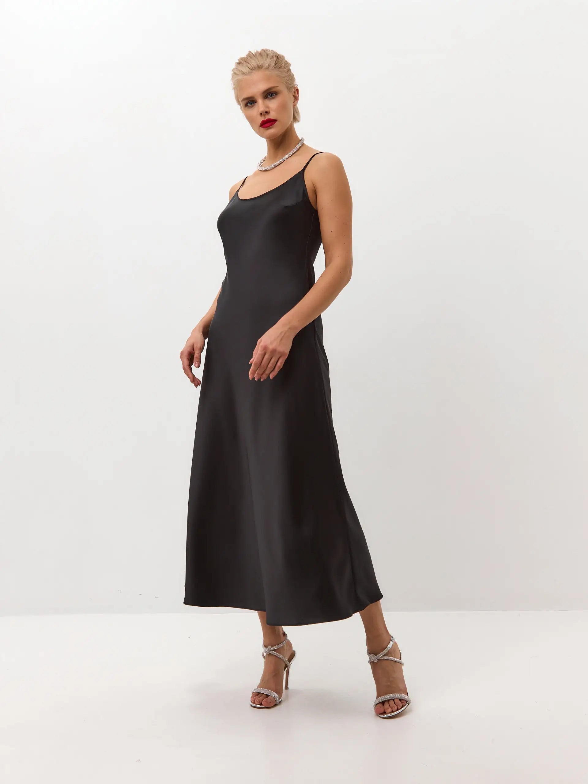 Black midi satin slip dress 'Majestic'