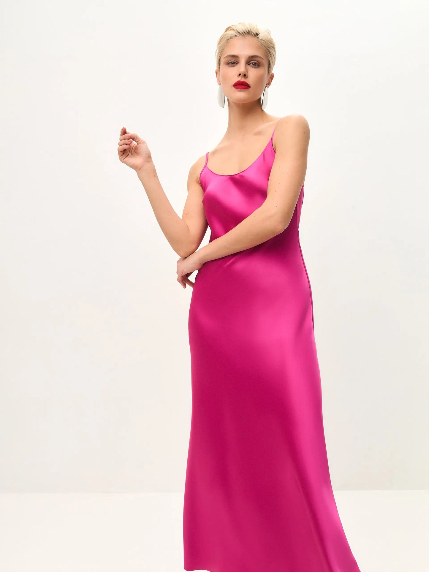 Fuchsia midi satin slip dress ’Majestic’
