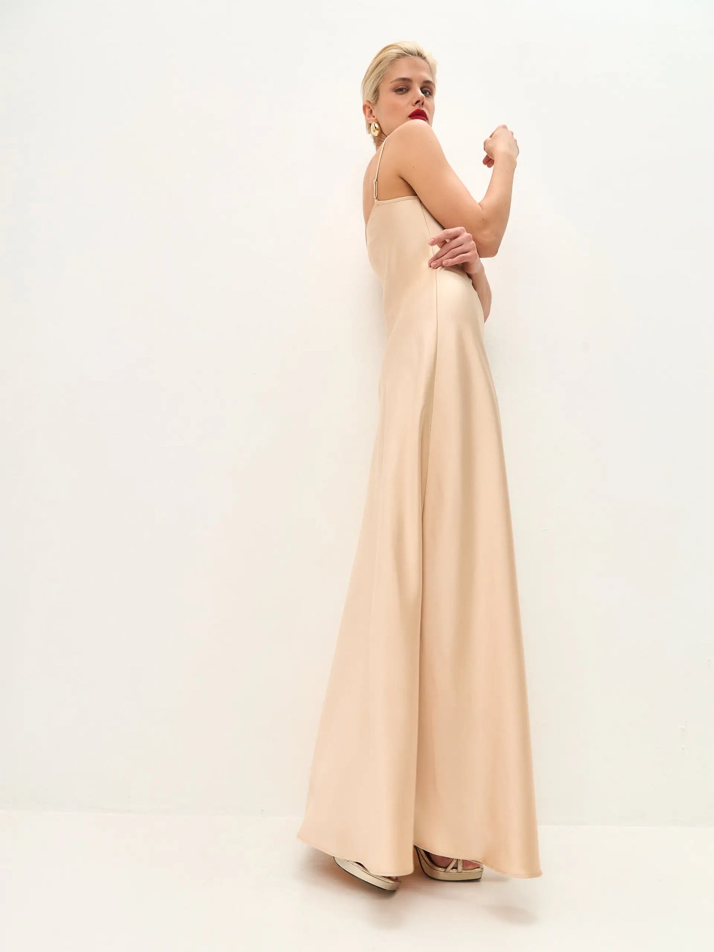 Gold maxi satin slip dress ’Serene’