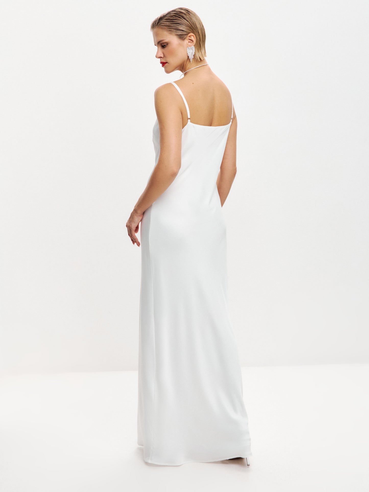White maxi double-layered satin slip dress with V-neck Serena Silueta White maxi double-layered satin slip dress with V-neck Serena Silueta
