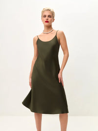 Green below the knee satin slip dress ’Grace’ - XS
