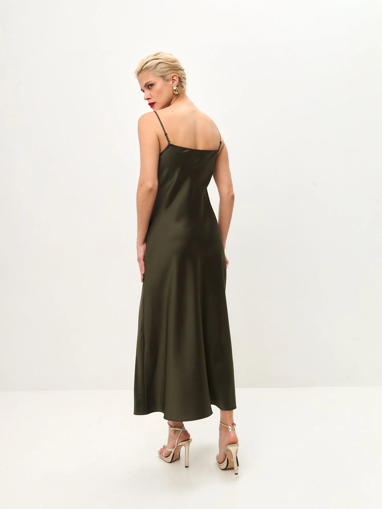 midi satin slip dress Olive midi satin slip dress 'Majestic'
