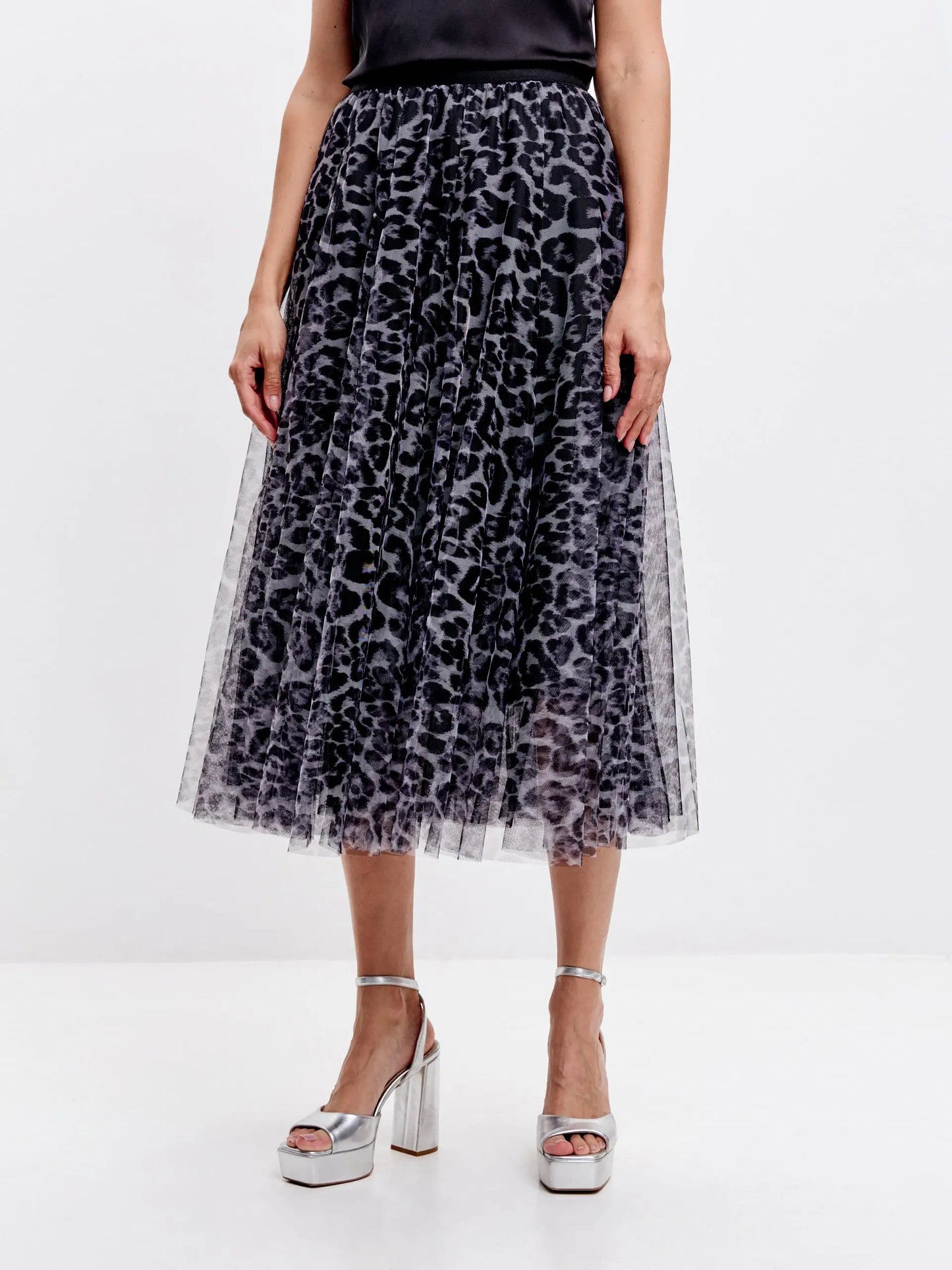 Leo Tulle midi skirt ’Ballerina’ - Ballet-Inspired