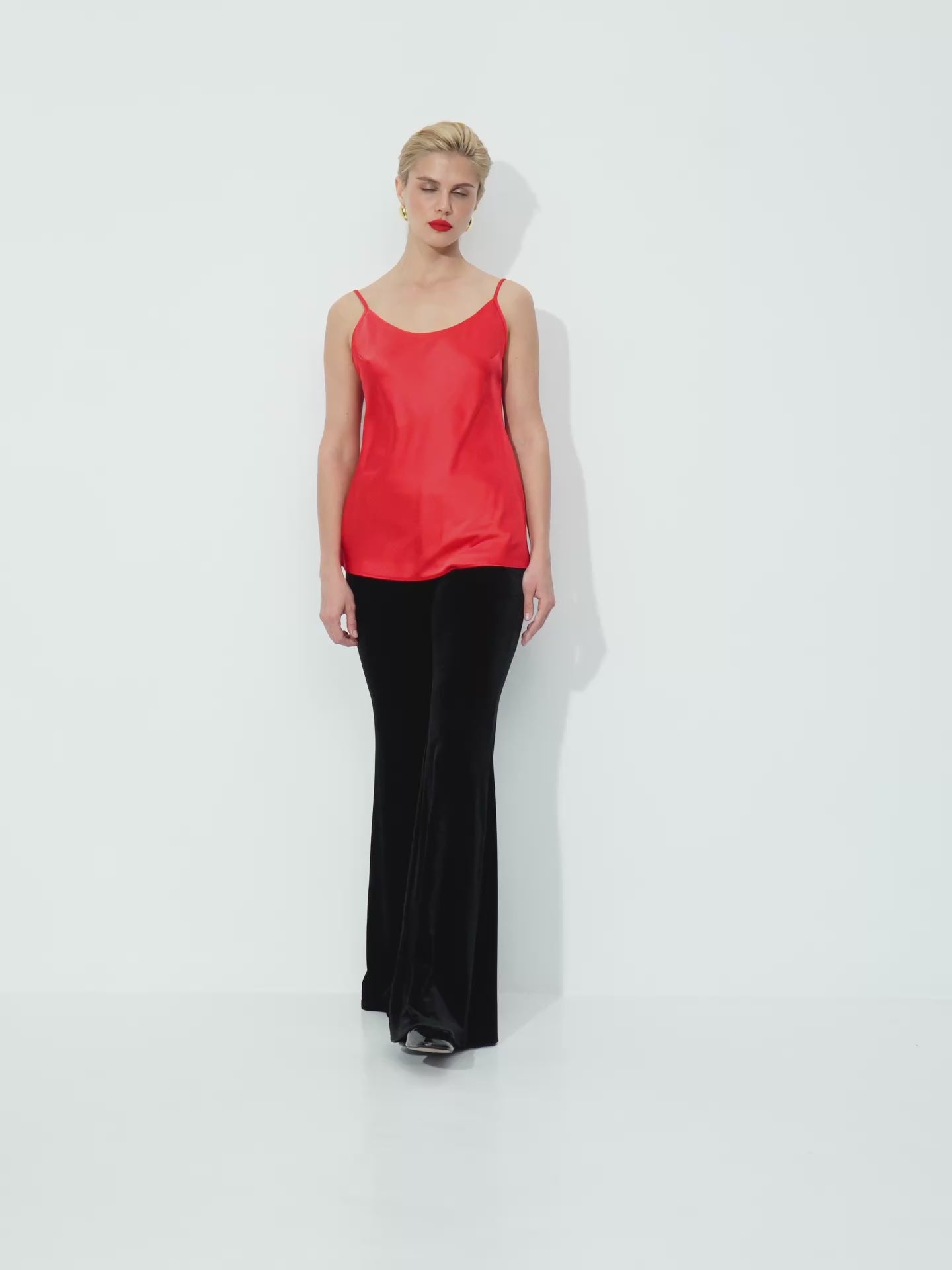 Rotes Satin-Unterhemd „Luminous“