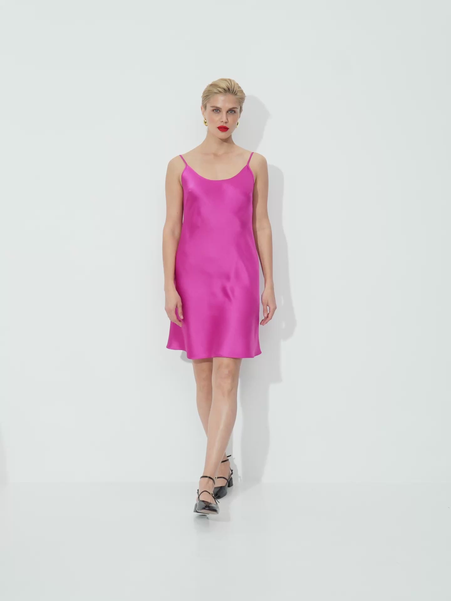 Vestido camisero mini de satén blanco 'Pure'