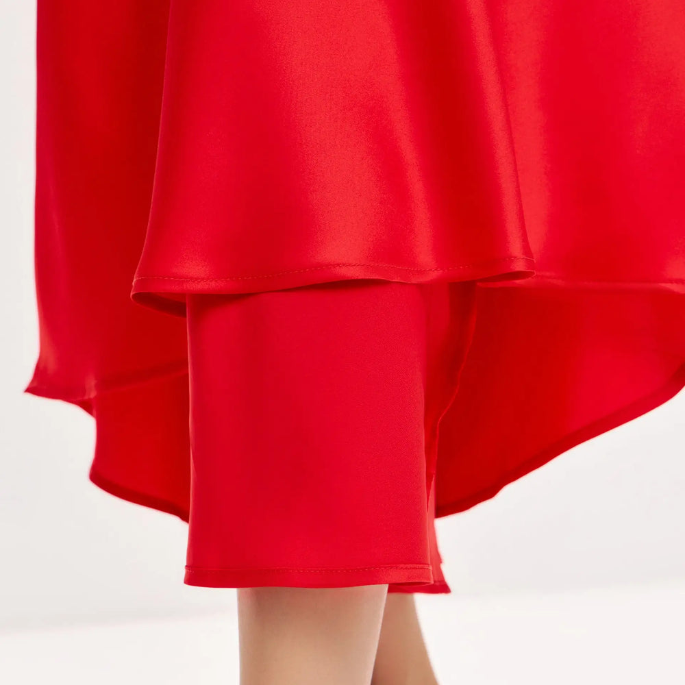 
                  
                    Red maxi double-layered satin slip dress with V-neck ’Marigold’
                  
                