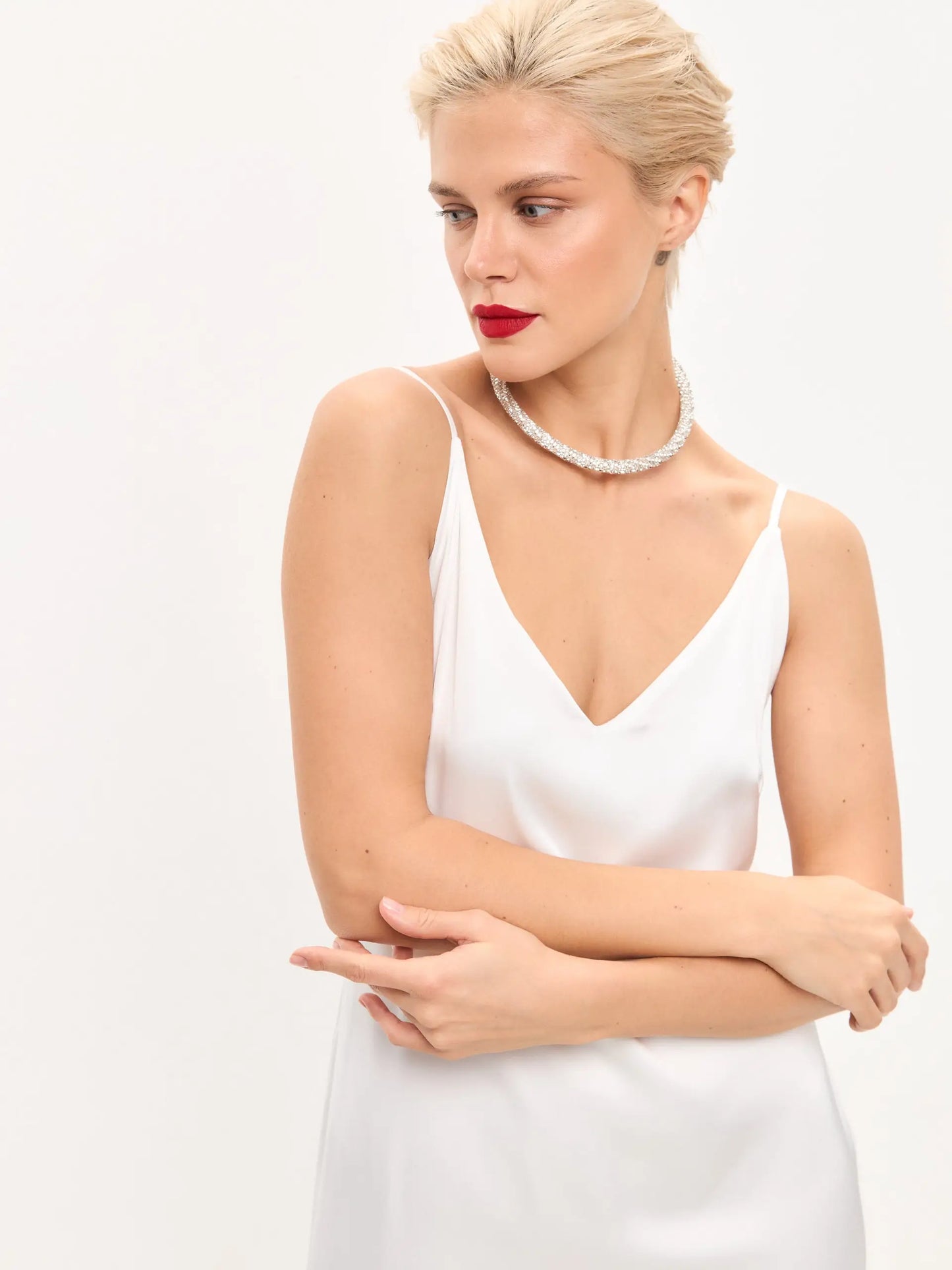 White midi double-layered satin slip dress with V-neck Serena Silueta White midi double-layered satin slip dress with V-neck Serena Silueta