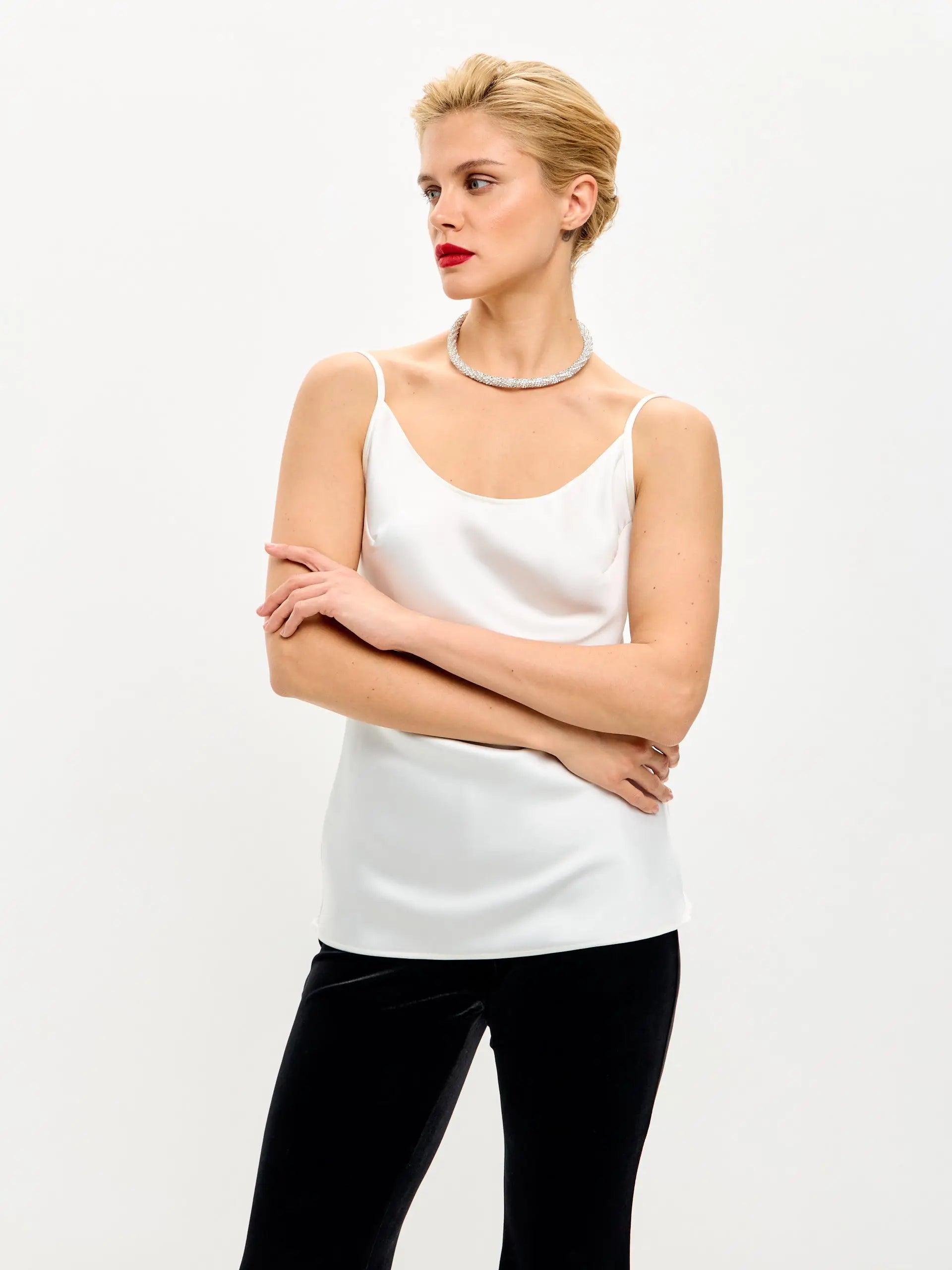 louren satin tie camisole クリーム louren saten tie camisole louren satin tie camisole クリーム satin
